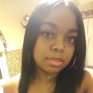 Meet your Posher, Shayla